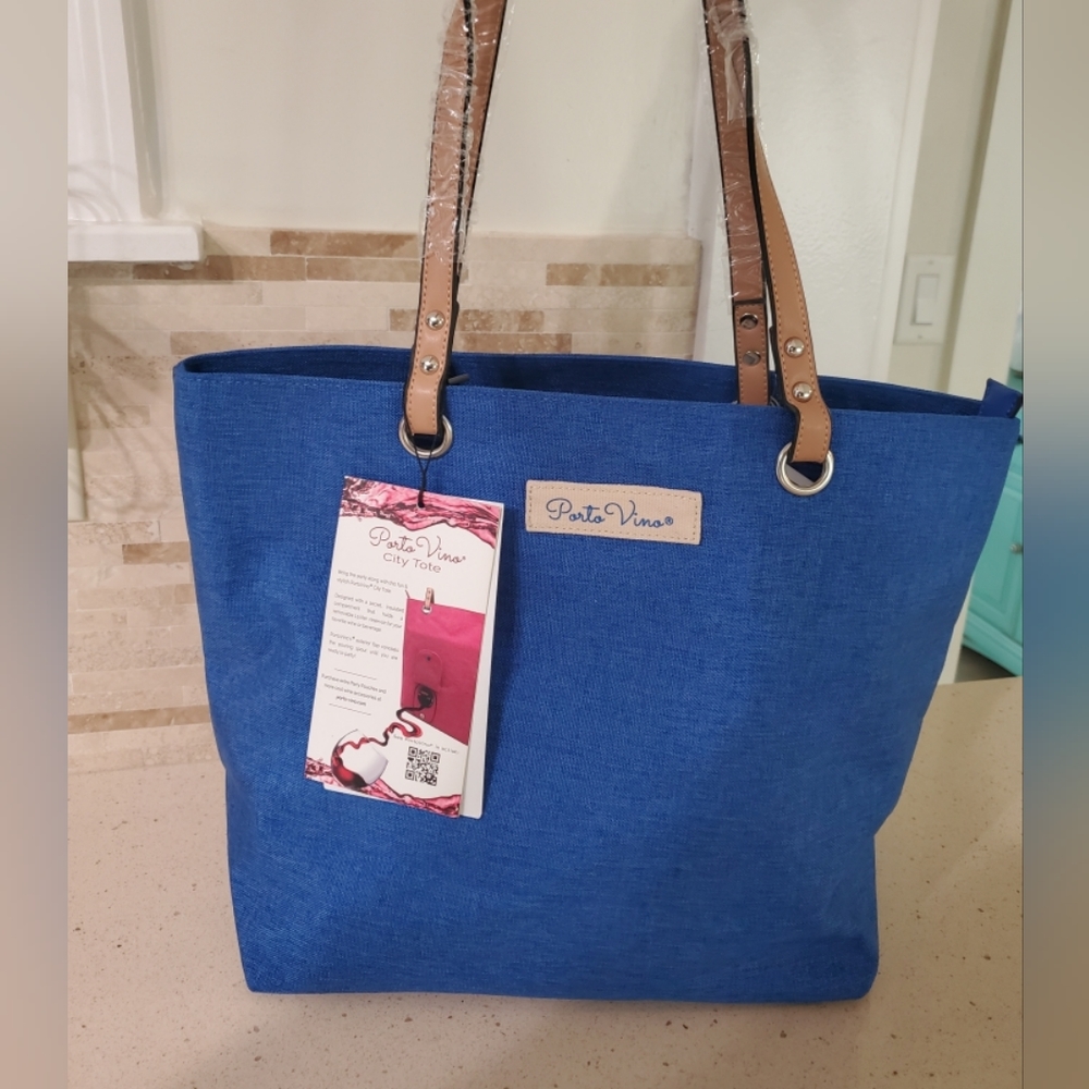 NWT Blue Porto Vino City Tote and Accessories